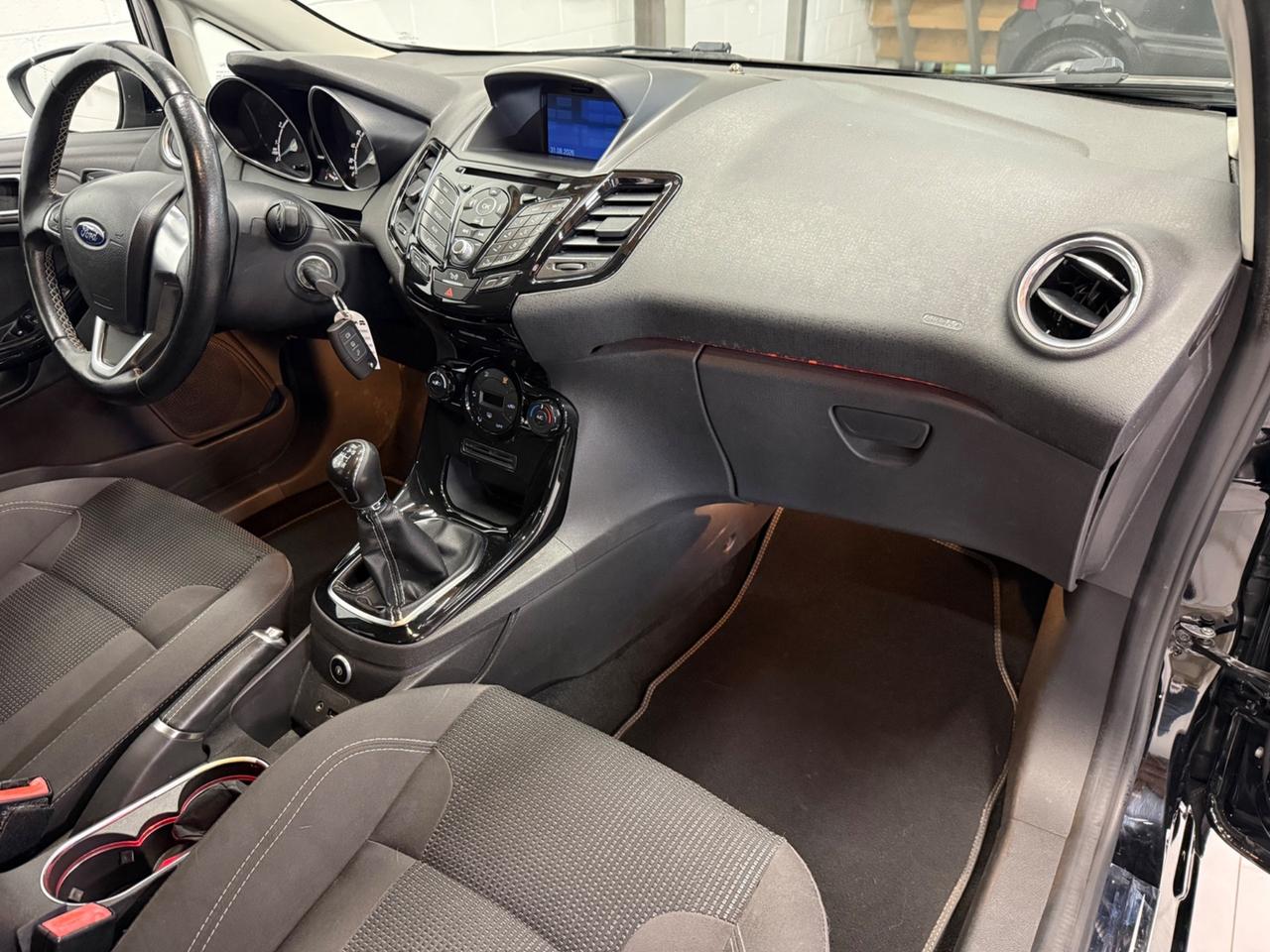 Ford Fiesta 1.4 5p. Bz.- GPL Titanium