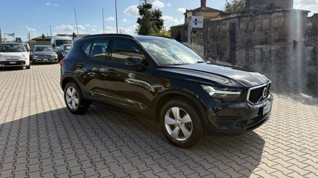 VOLVO XC40 T2 Geartronic Momentum ***IVA ESPOSTA***