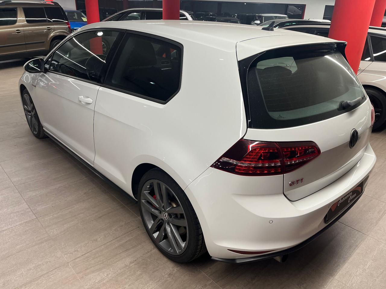 VW Golf VII GTI 2.0 TSI Performance 230 CV Euro 6
