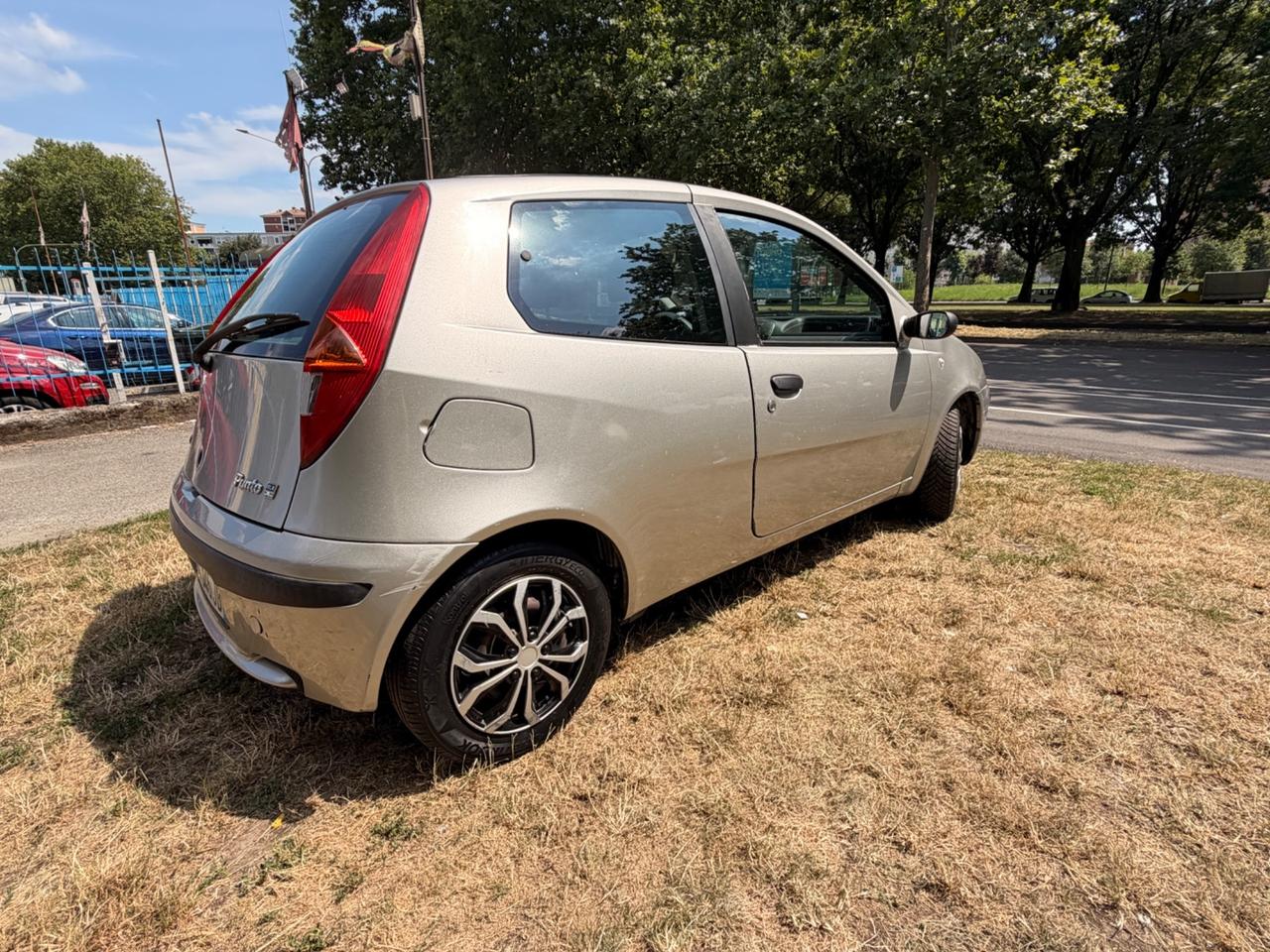 Fiat Punto 1.2i cat 3 porte ELX