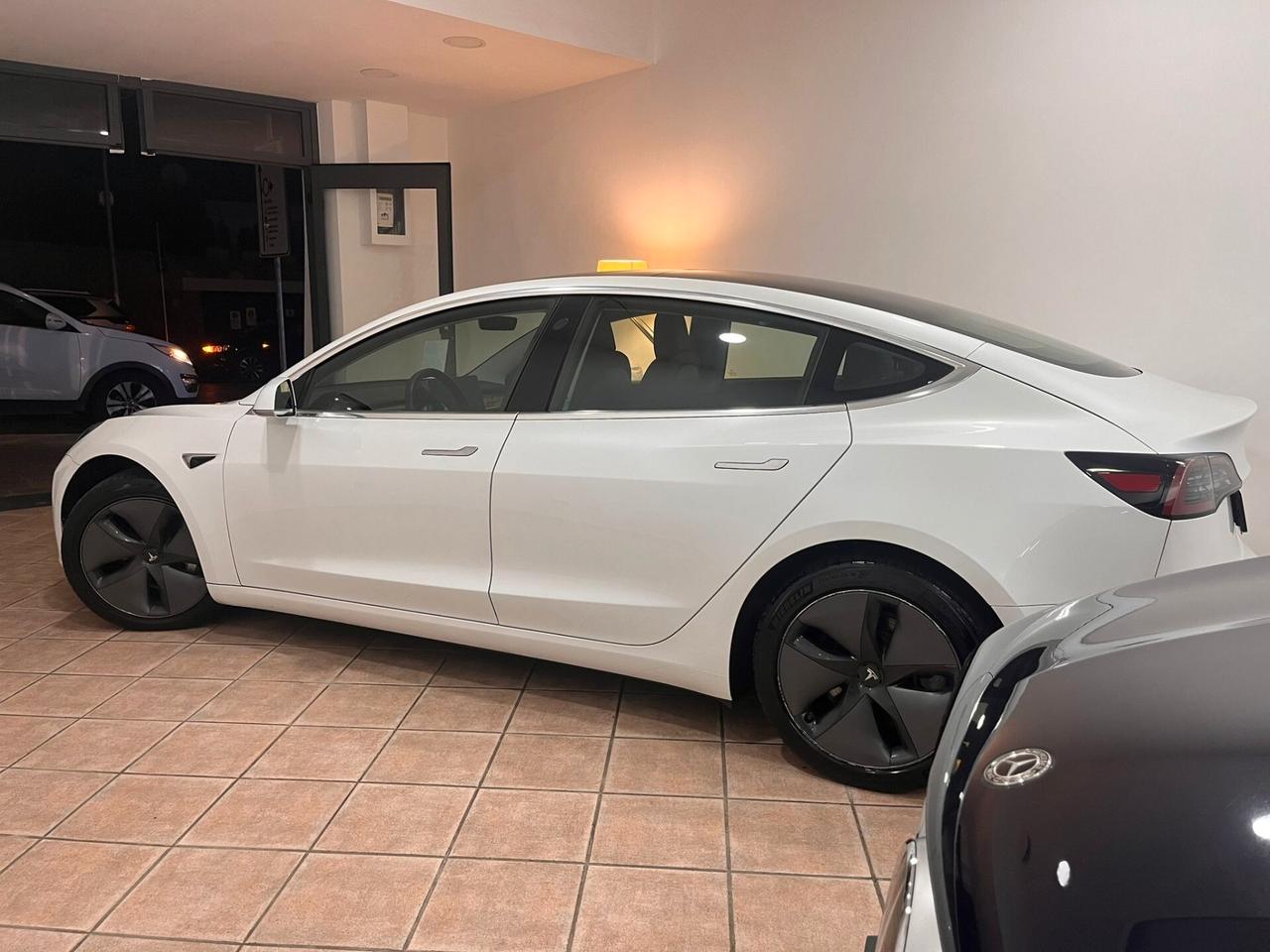 Tesla Model 3 Model 3 Long Range Dual Motor AWD