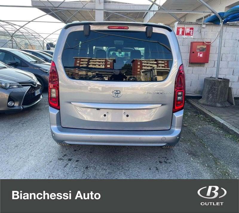 Toyota Proace City Verso 1.5D 130 CV S&S Short A/T Luxury