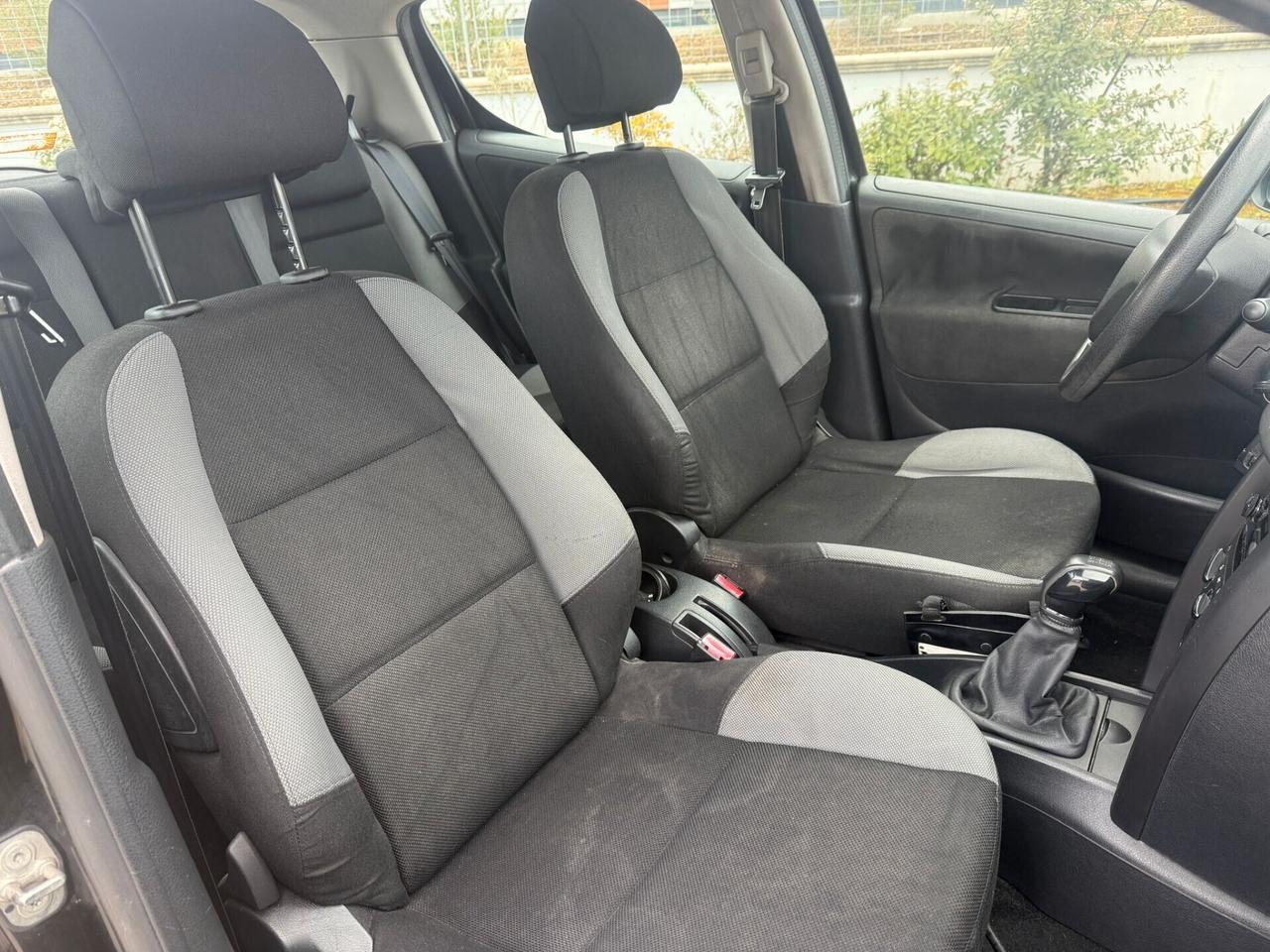 Peugeot 207 1.4 HDi 70CV 5p. X Line