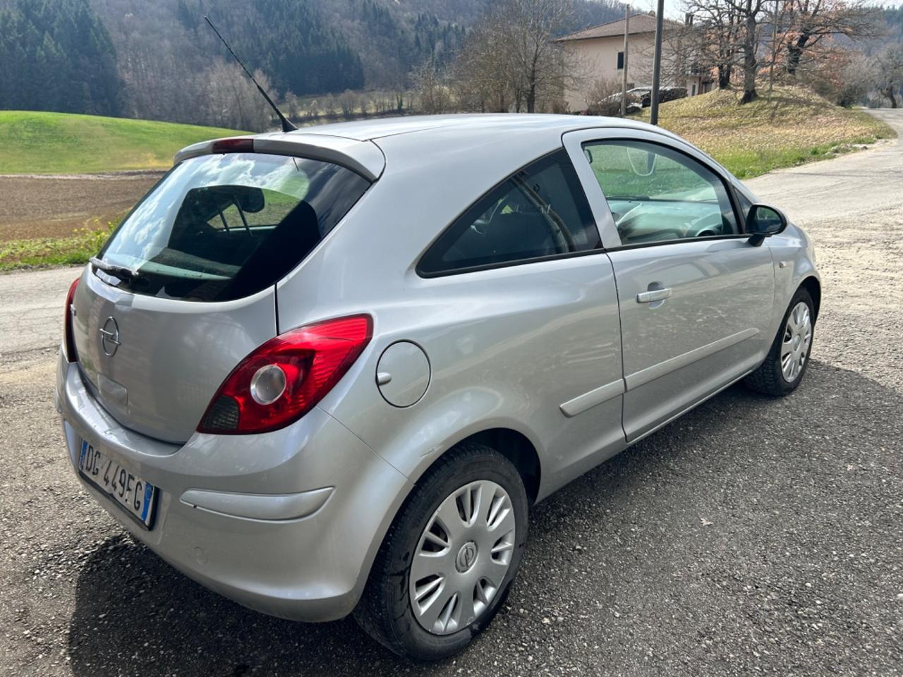 Opel Corsa 1.0 12V 3 porte Enjoy