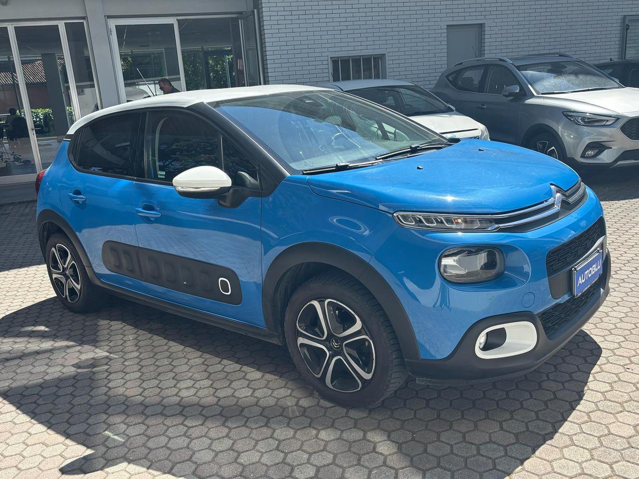 Citroen C3 1.2 puretech shine s&s 83cv neopatentati my18