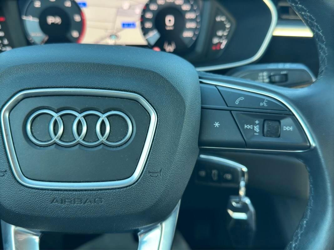 Audi Q3 35 2.0 tdi Business Advanced AUTOM E TELECAM 360