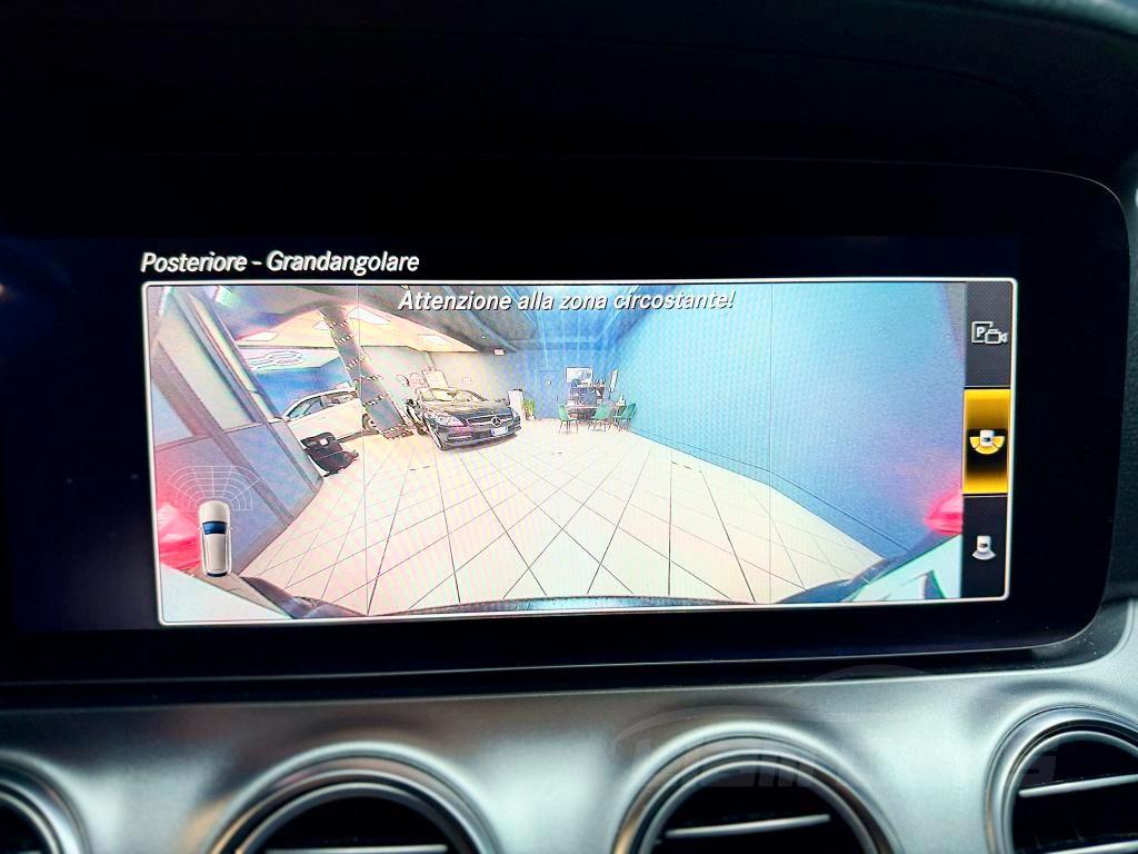 Mercedes E220 PREMIUM PLUS