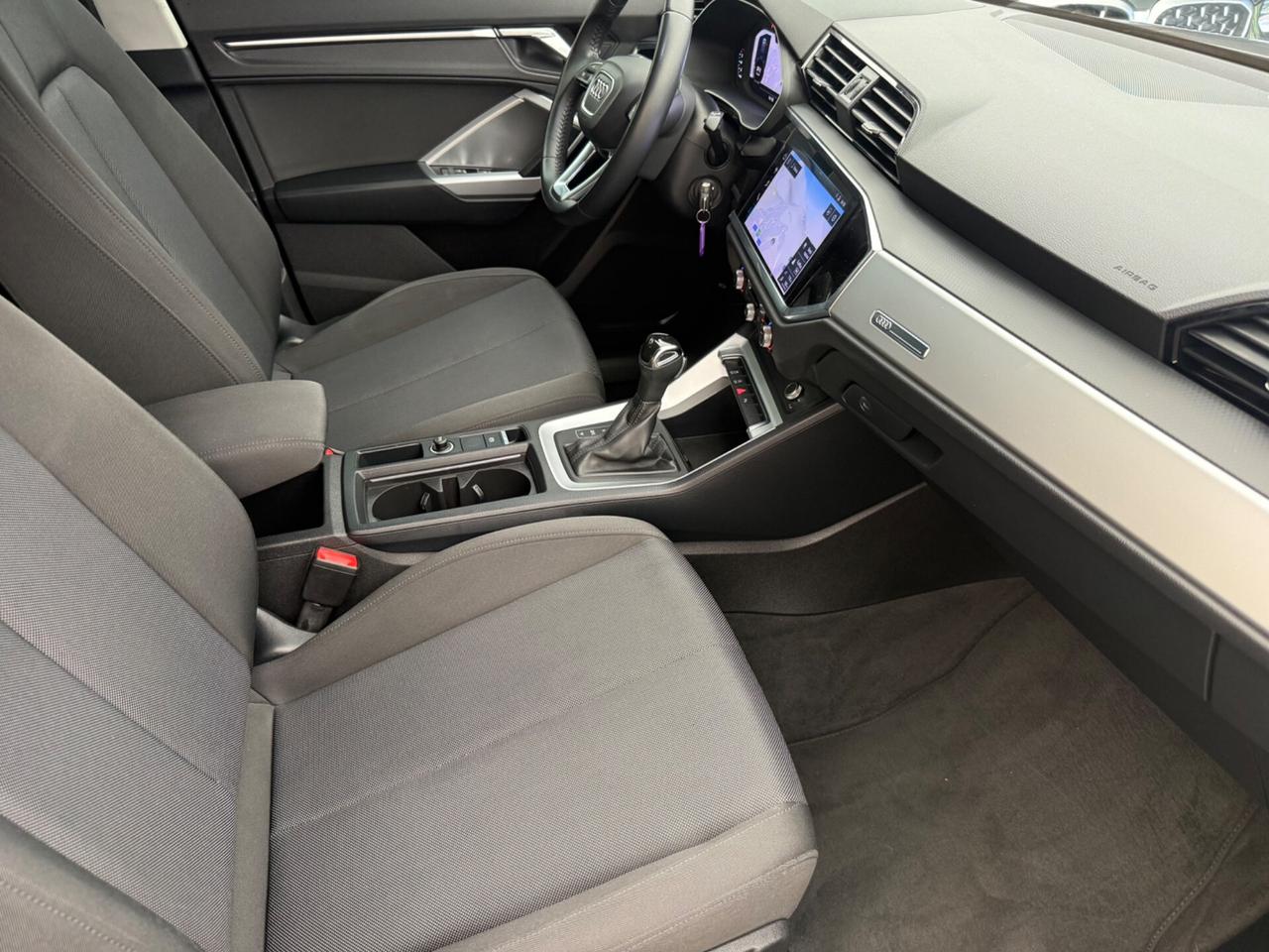 Audi Q3 35 TDI S tronic Business Advanced