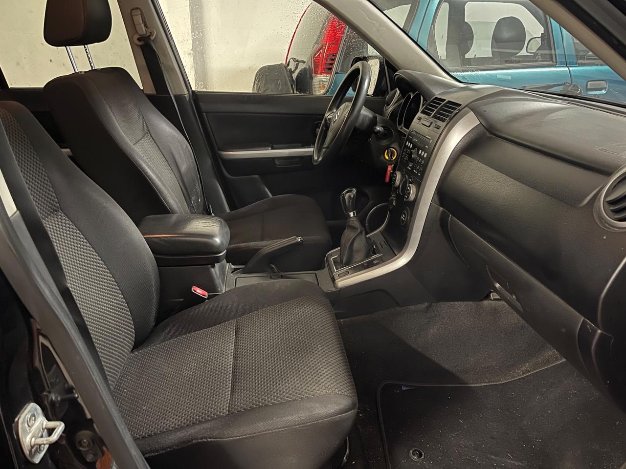 Suzuki Grand Vitara 2.0 16V 5 porte