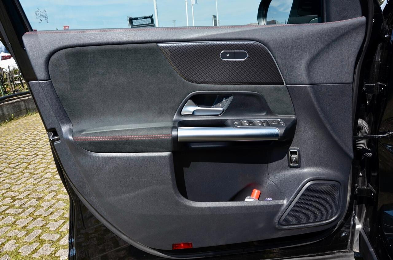 MERCEDES GLA 200d PREMIUM PLUS AMG LINE RESTYLING 150cv AUTO, UNICOPROPRIETARIO, SERVICE MERCEDES, UFF ITALIANA, FULL LED, RETROCAMERA, PERMUTE