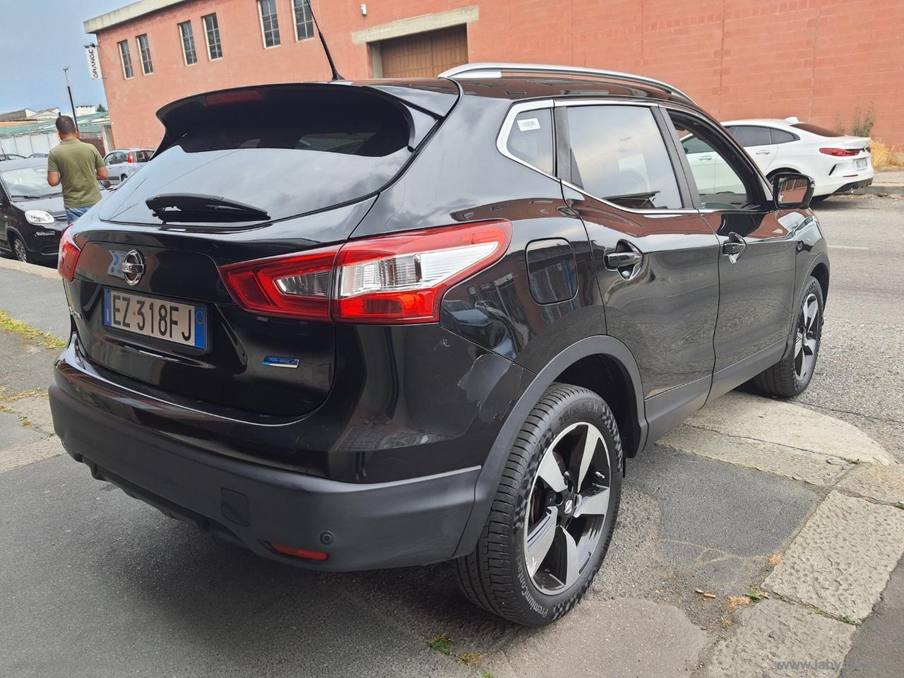 NISSAN Qashqai 1.5 dCi 360