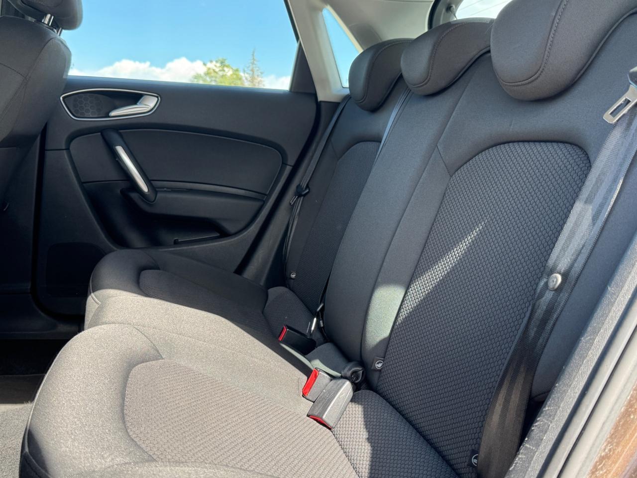 Audi A1 SPB 1.6 TDI 5 porte Admired