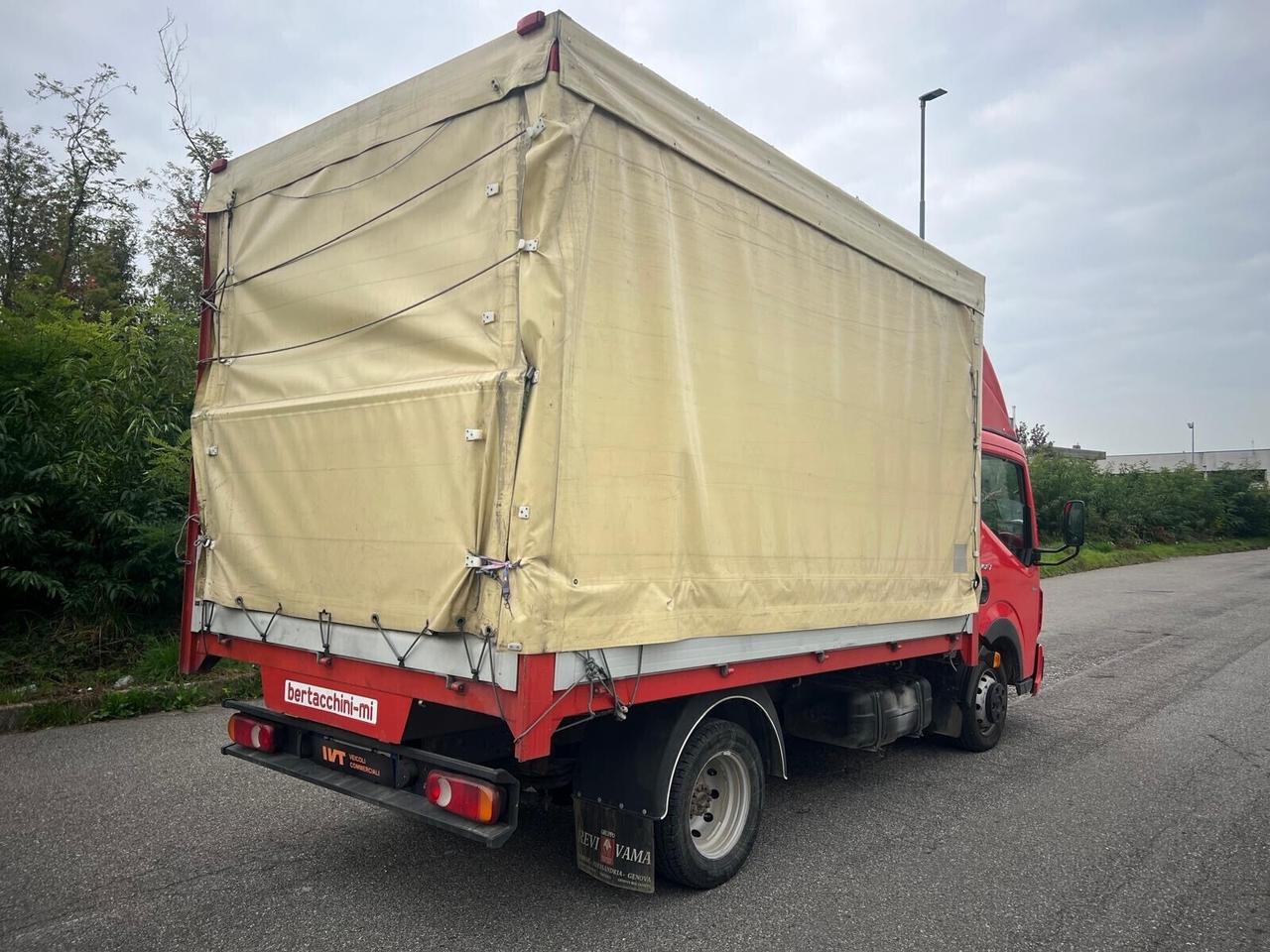 Nissan Cabstar Telonato MOTORE NUOVO