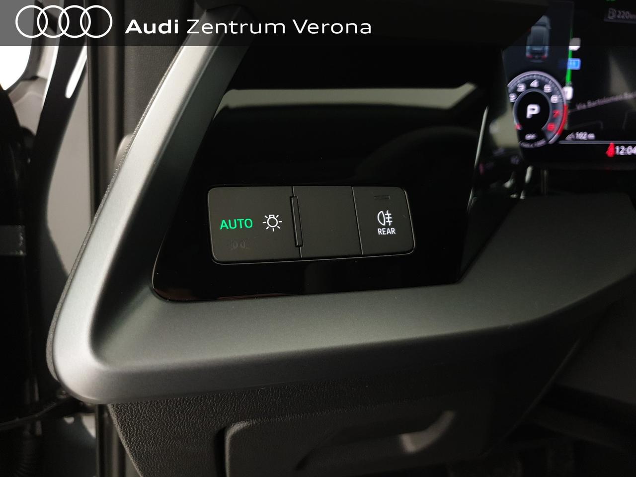 Sportback 1.5TFSI 150CV S tronic Business Advanced