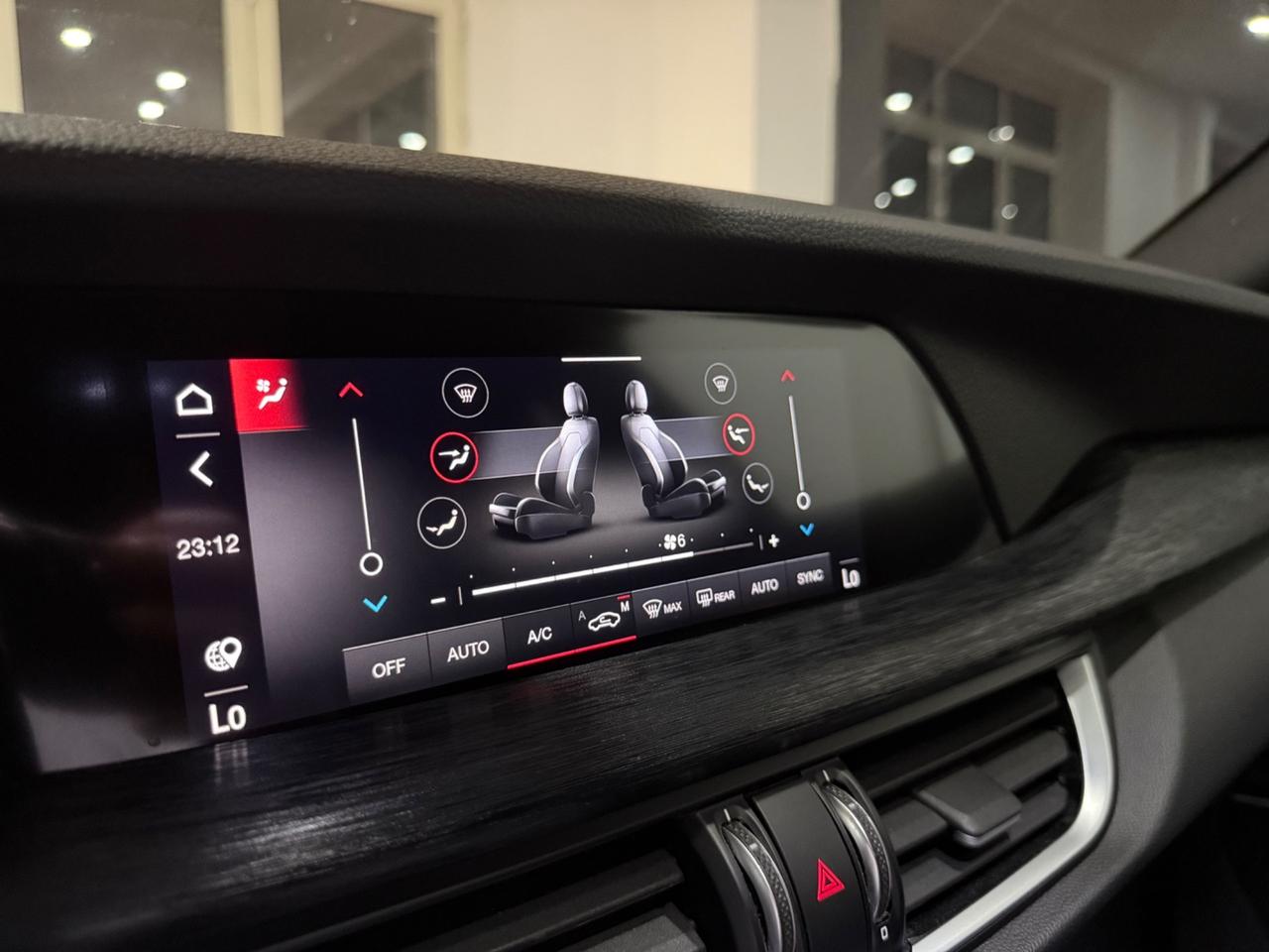 Alfa Romeo Stelvio 2.2TurboD 160CV AT8 ROSSO ALFA2023