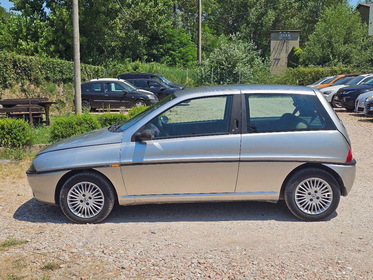 LANCIA Y 1.2 BENZINA OK NEOPATENTATI