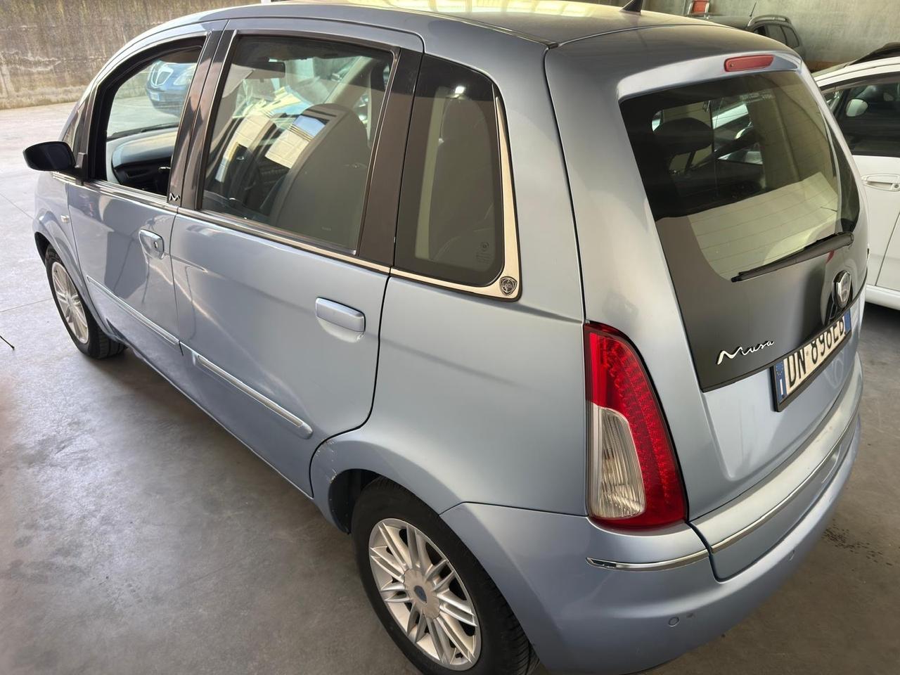 Lancia MUSA 1.9 Multijet Platino