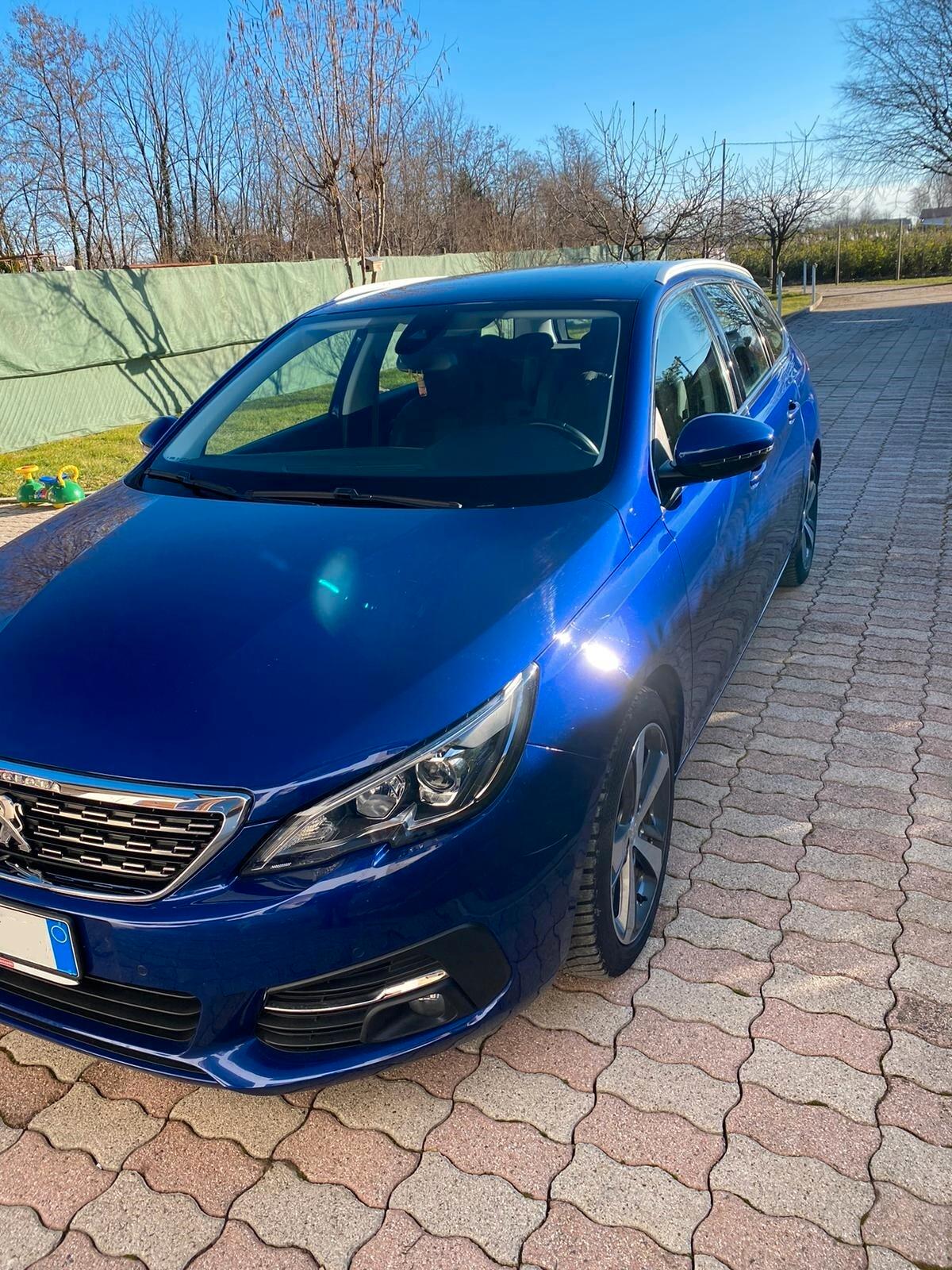 Peugeot 308 1.2i PureTech Turbo GT Line