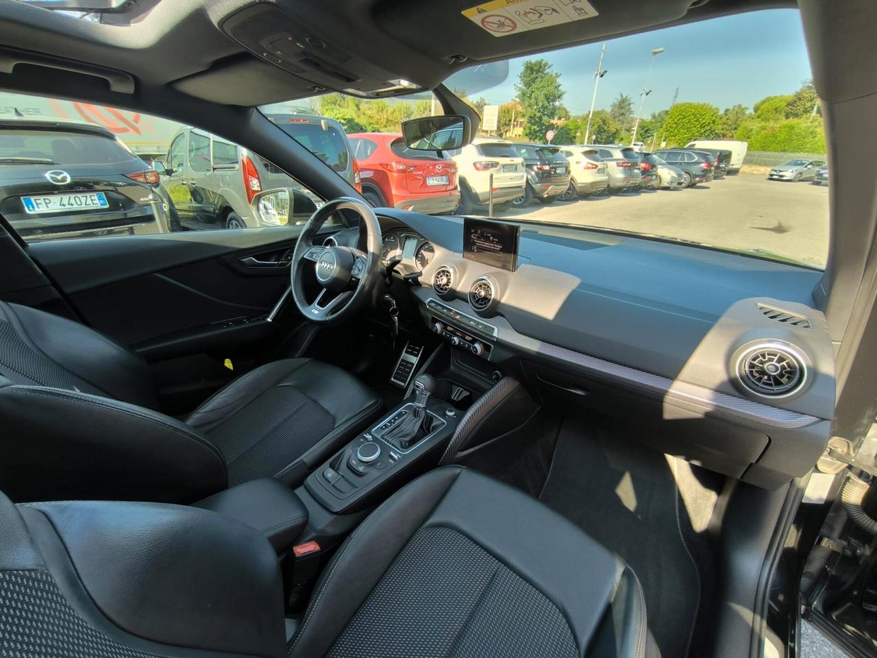 Audi Q2 30 TDI S tronic line Edition *TETTO*LED*