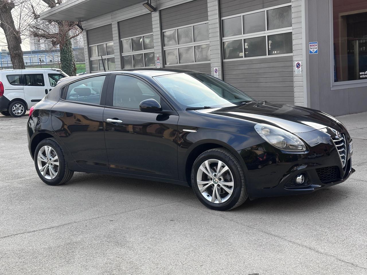 Alfa Romeo Giulietta 1.6 JTDm-2 105 CV Exclusive