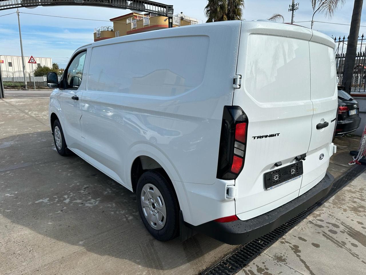 FORD NUOVO CUSTOM VAN TREND 2.0 ECOBLUE 136CV