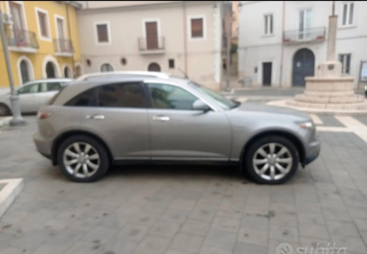 Infiniti Fx45 motore nuovo