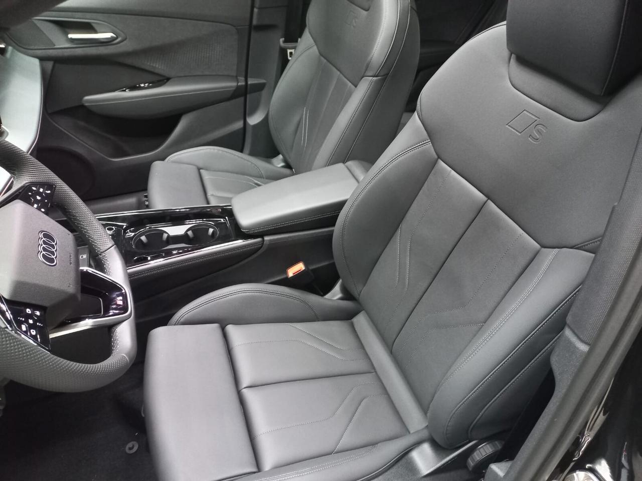 Audi Q3 40 TFSI quattro S tronic line edition