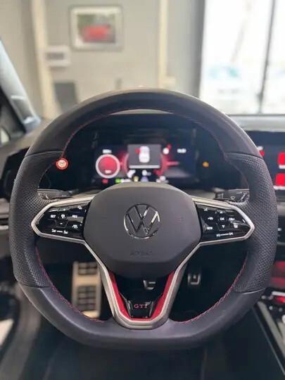 Volkswagen Golf GTI 2.0 tsi 245cv dsg~Unipro~Promo~Finanziamento