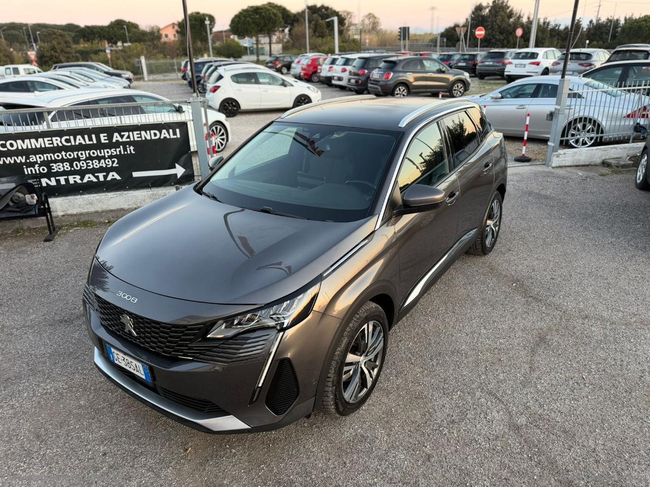 PEUGEOT 3008 BlueHDi 130 S&S Allure