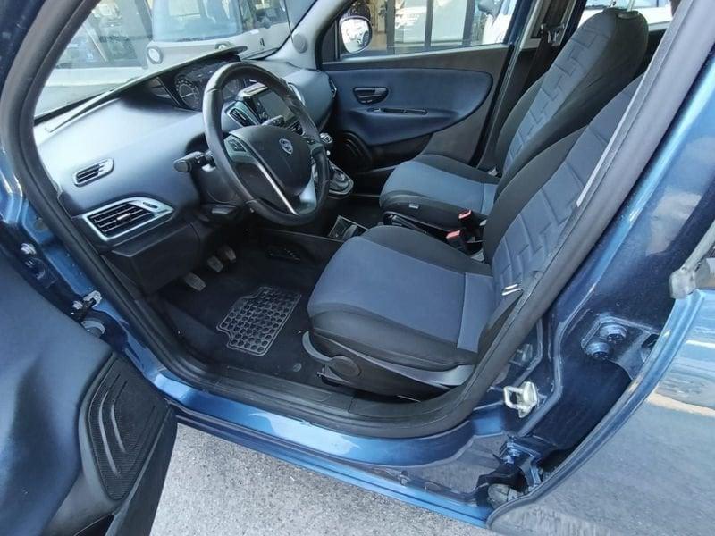 Lancia Ypsilon 1.0 FireFly 70cv Hybrid Gold Plus