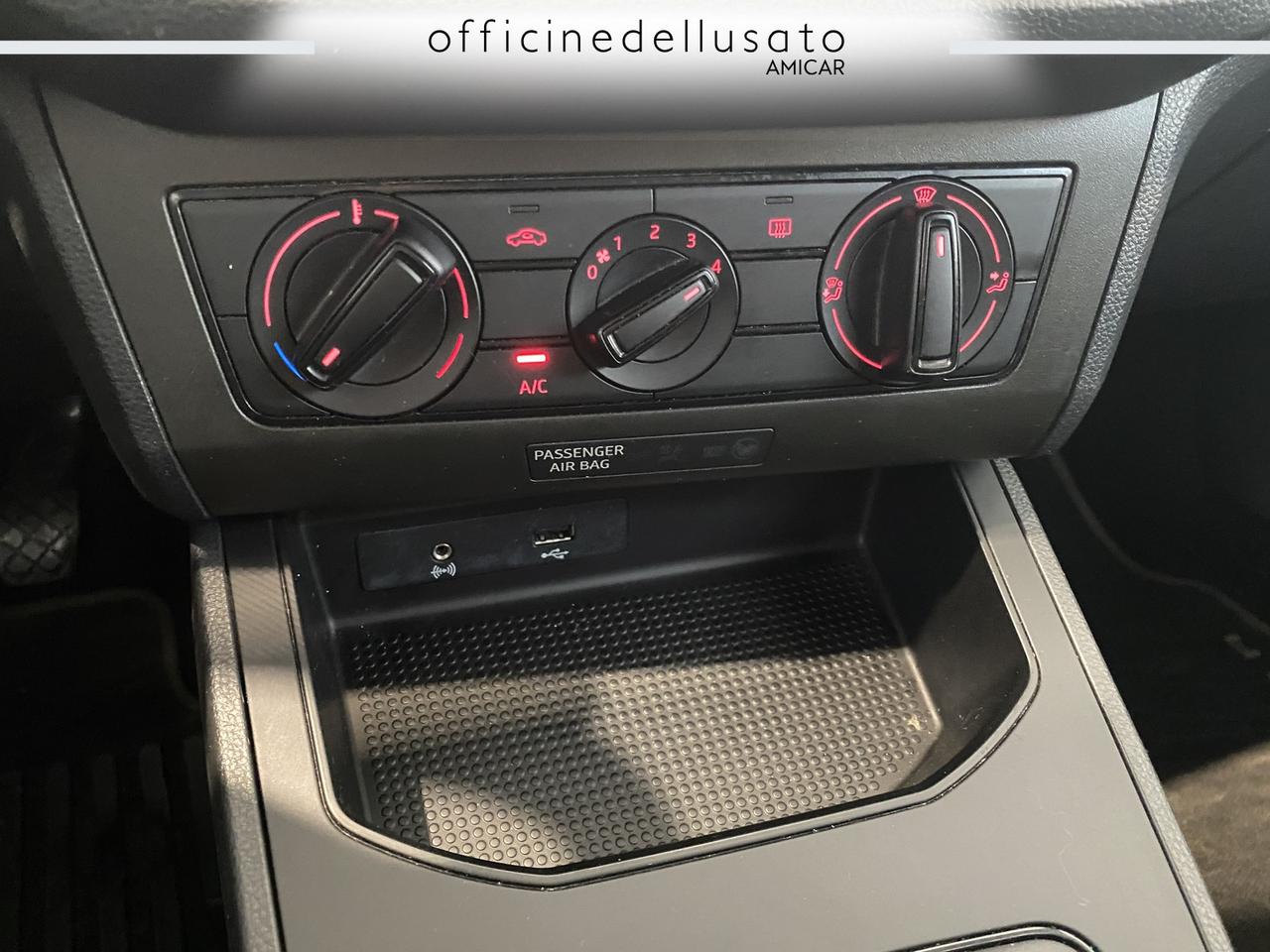 Seat Arona 1.0 tgi 90cv reference