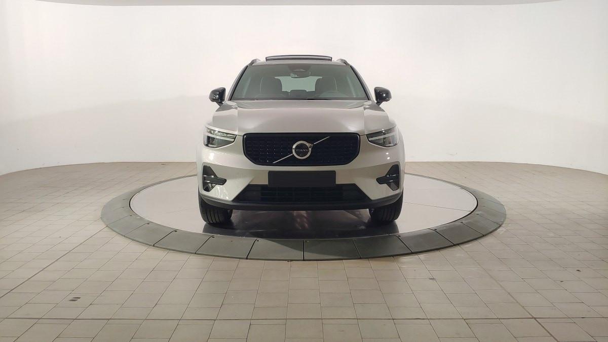 VOLVO Xc40 B3 Mild Hybrid Automatico Ultra Dark