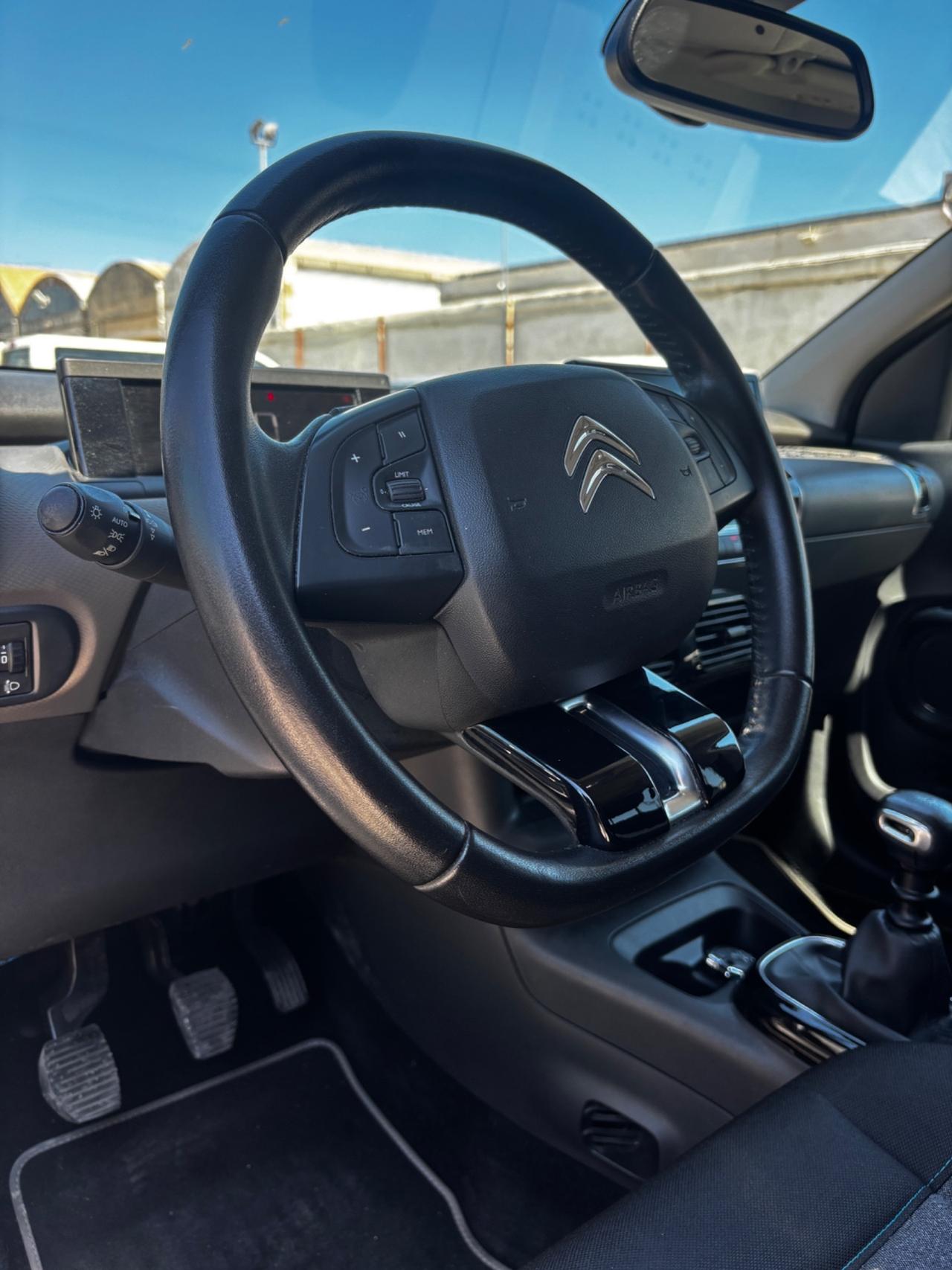 Citroen C4 Cactus BlueHDi 100 S&S Shine
