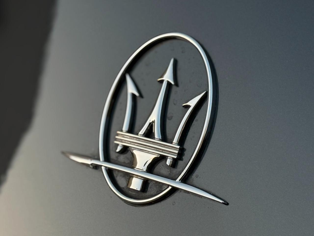 Maserati Ghibli V6 Diesel 275 CV Gransport VERSIONE NERISSIMO/TETTUCCIO