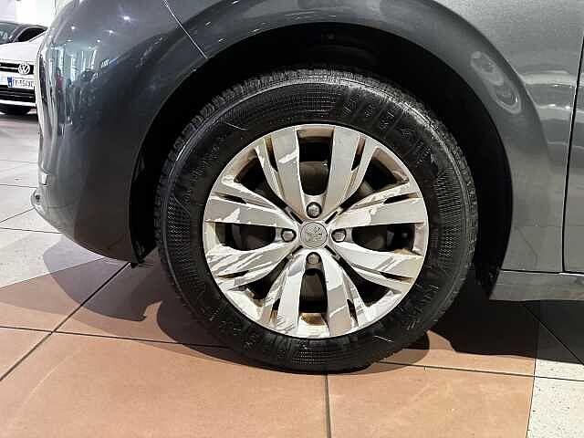 Peugeot 208 1.2 VTi 82 CV 5 porte Active