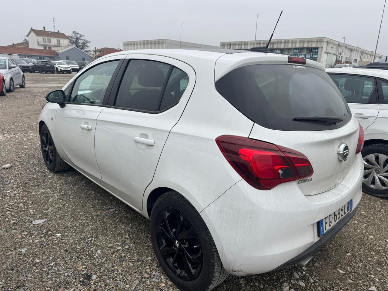 Opel Corsa 1.4 90CV GPL Tech 5 porte b-Color