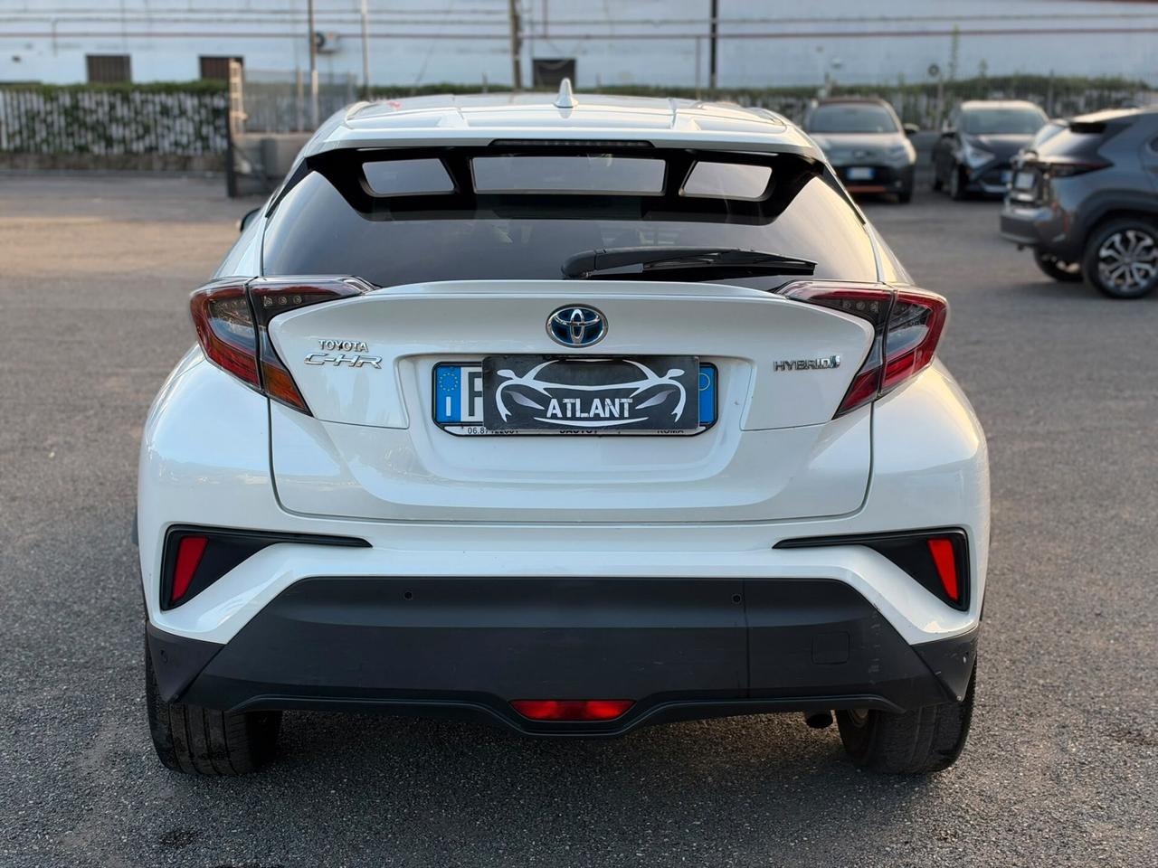 Toyota C-HR 1.8 Hybrid E-CVT Lounge