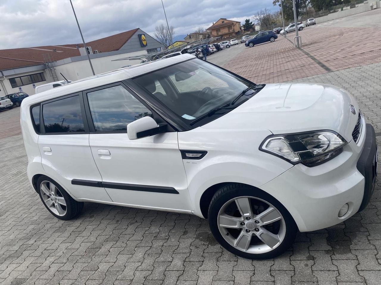 Kia Soul 1.6 CVVT Active Bi-Fuel