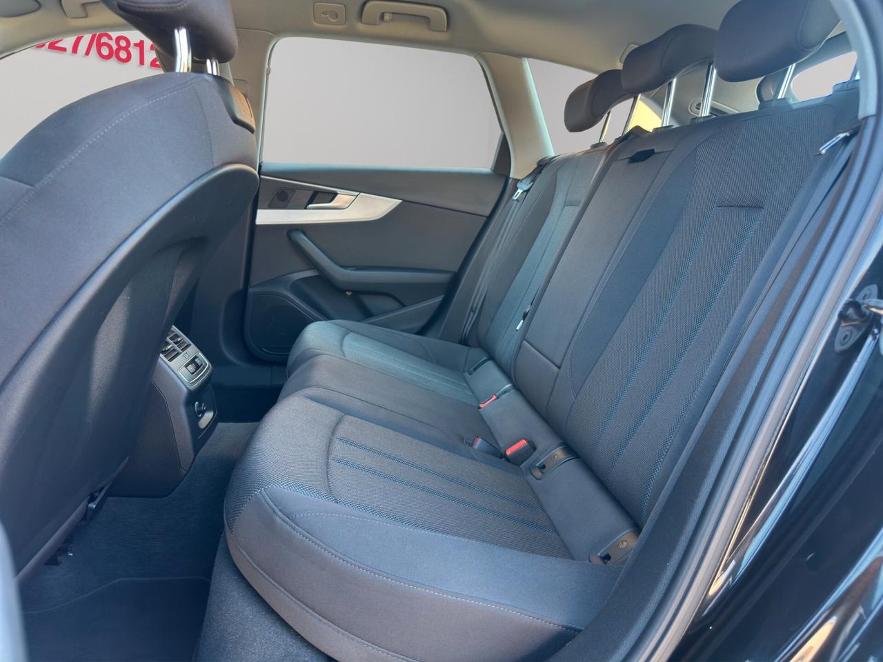 Audi A4 Avant 40 TDI quattro S tronic Business Advanced