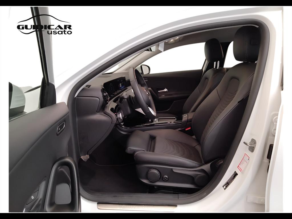 Mercedes-Benz Classe A - W177 2023 - A 180 d Advanced auto