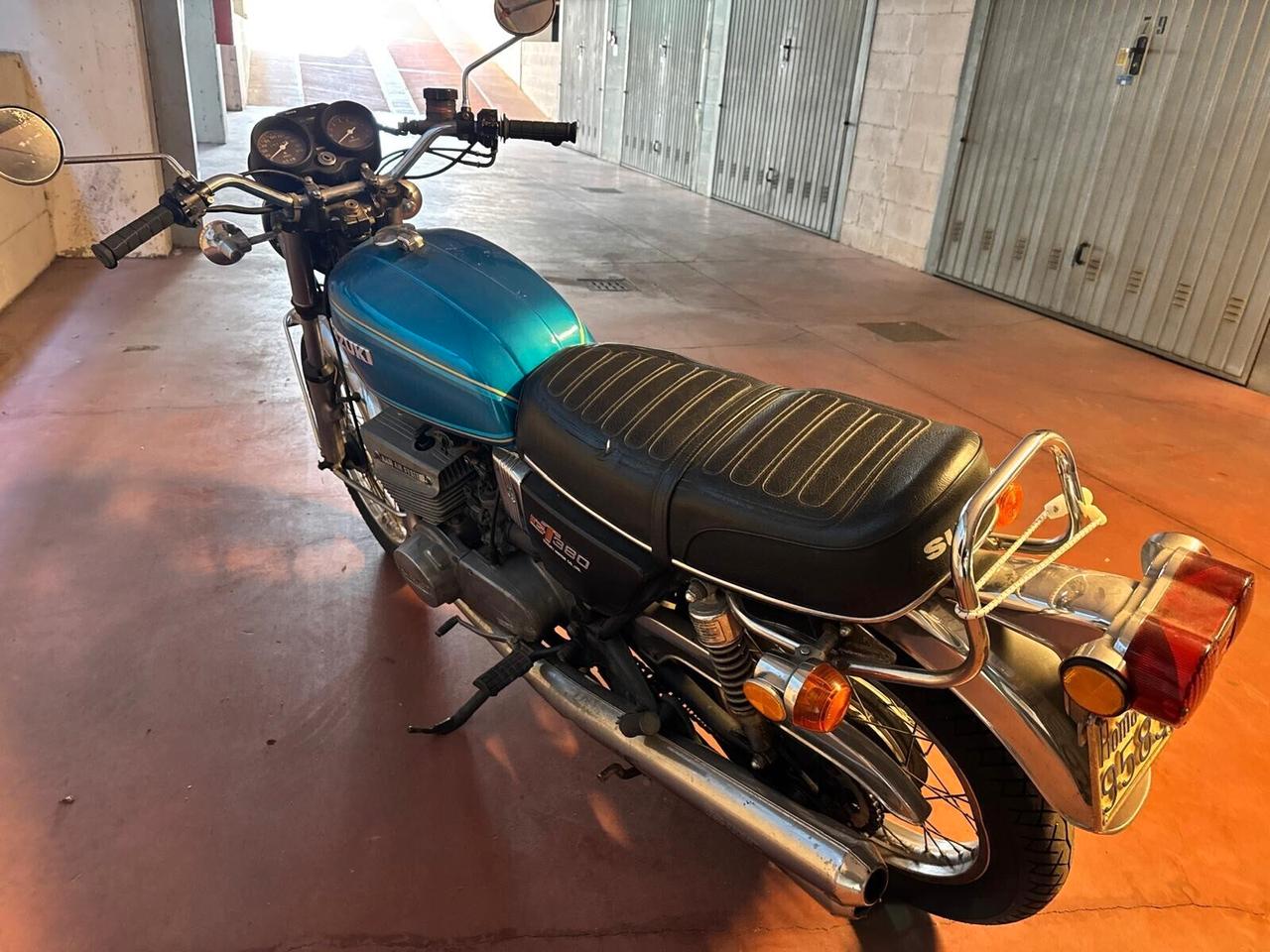 Suzuki GT 380