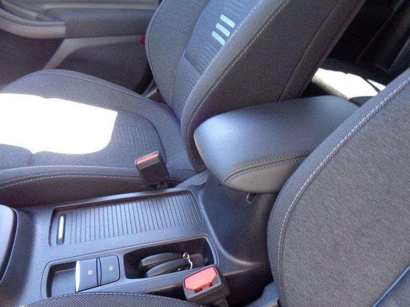 Ford Focus Focus Active 1.0t ecoboost h 125cv