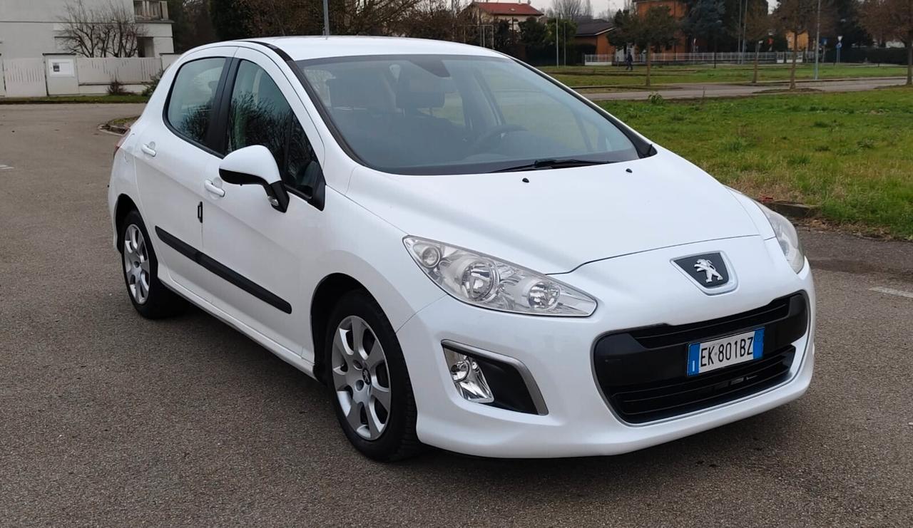 Peugeot 308 1.6 VTi 120CV 5p. Active