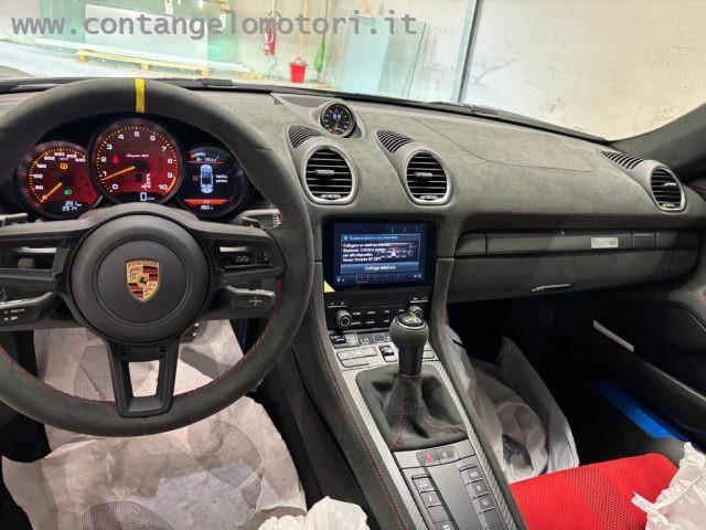 PORSCHE 718 Spyder RS ufficiale italiana