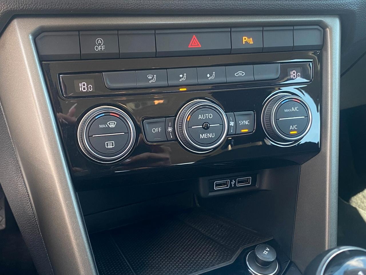 Volkswagen T-Roc Business 1.6 TDI 116CV