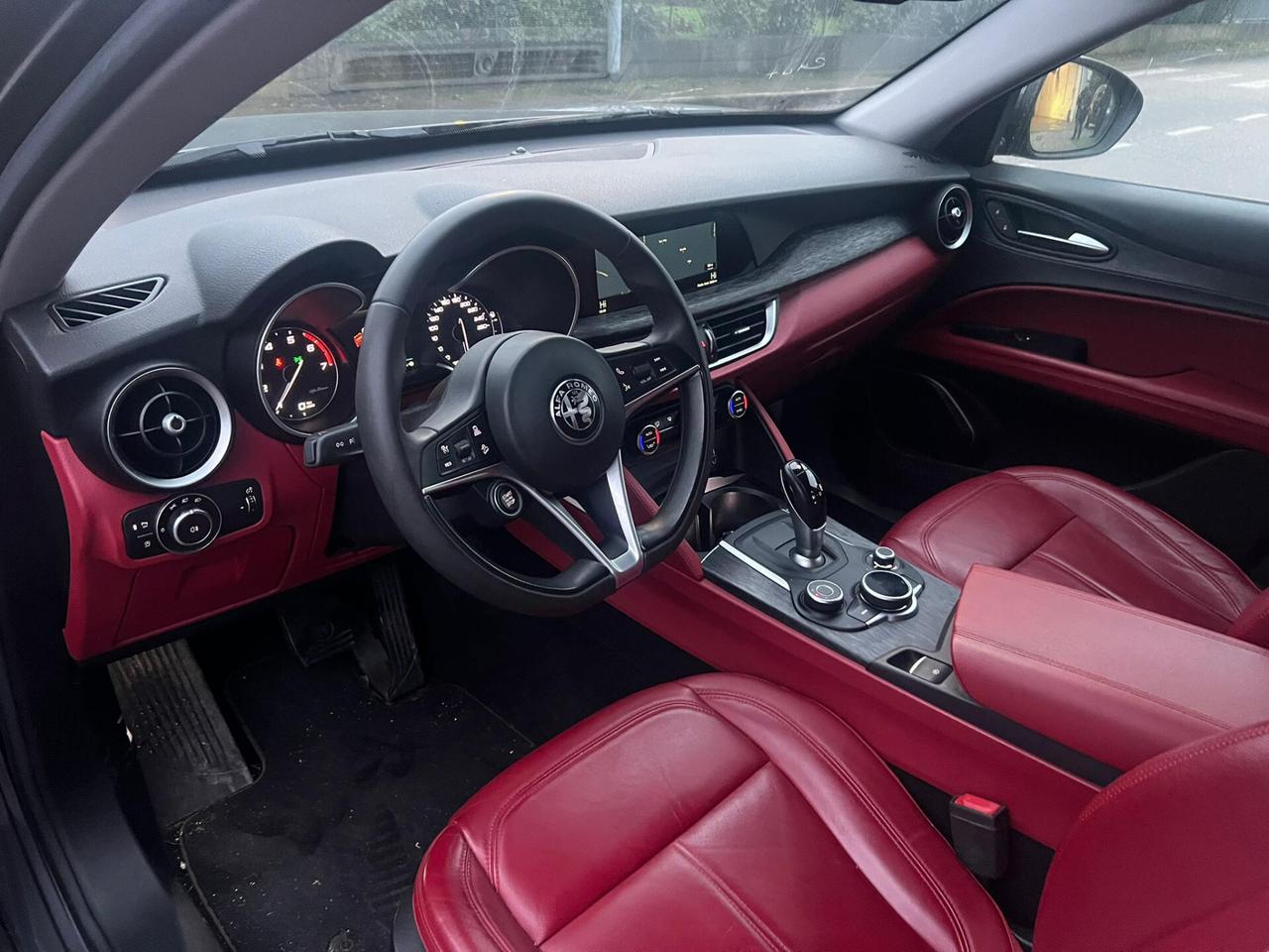 Alfa Romeo Stelvio 2.0 Turbo 200 CV AT8 Q4 Executive