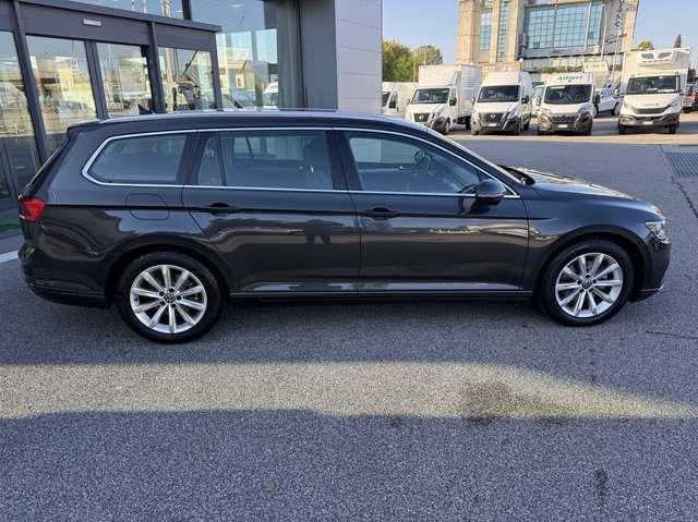 Volkswagen Passat Variant Variant 2.0 tdi Business 122cv dsg IVA