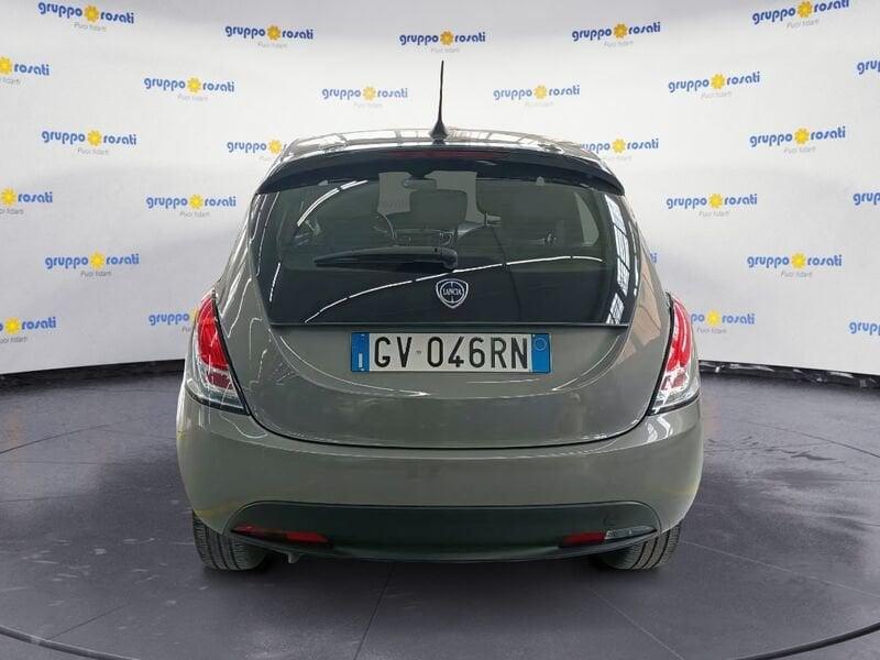 Lancia Ypsilon New 5 porte My24 1.0 Firefly 70 CvStart&Stop Hybrid Oro