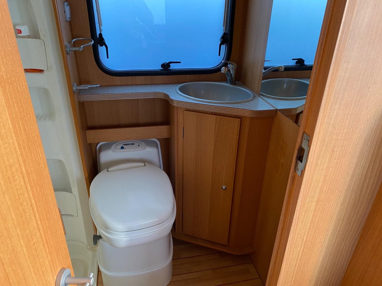Camper mansardato Ducato 2.3d 6 posti