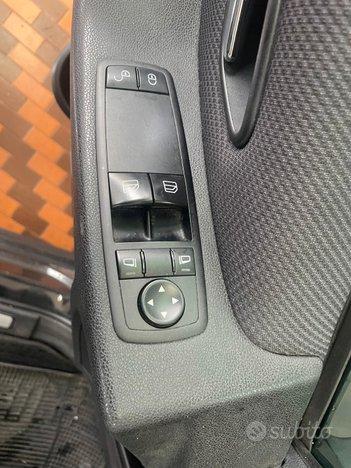 Mercedes-benz A 160 BlueEFFICIENCY GPL